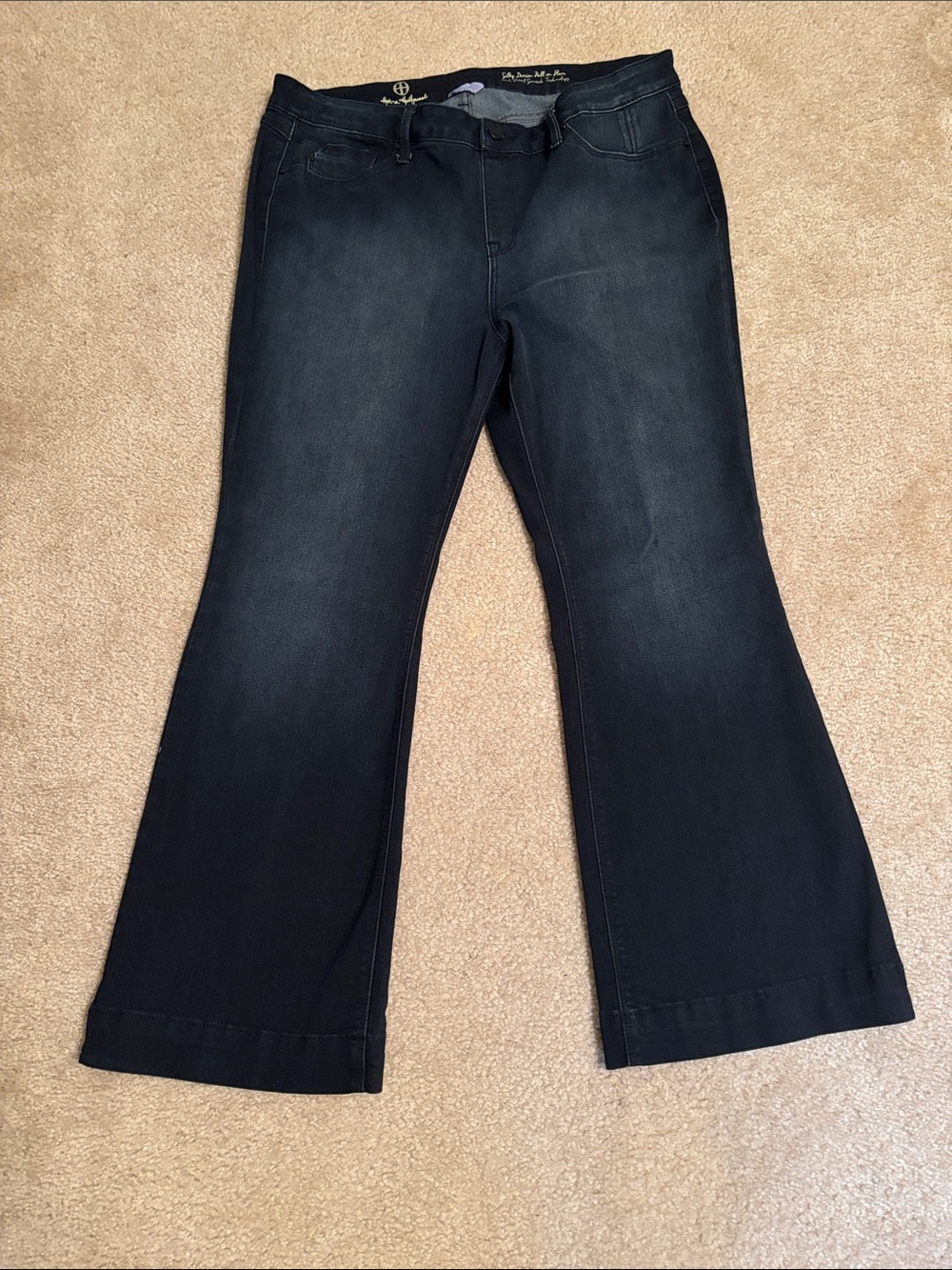 Hot in Hollywood Dark Blue Wide-Leg Jeans